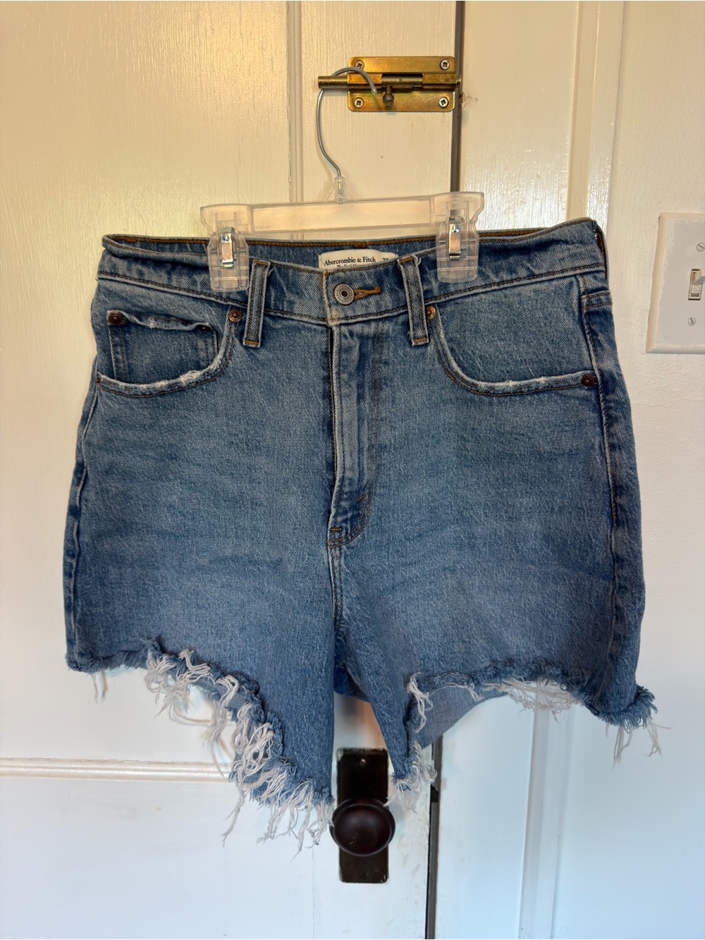 Abercrombie & Fitch High Rise denim “Dad Short” - Picture 5 of 5